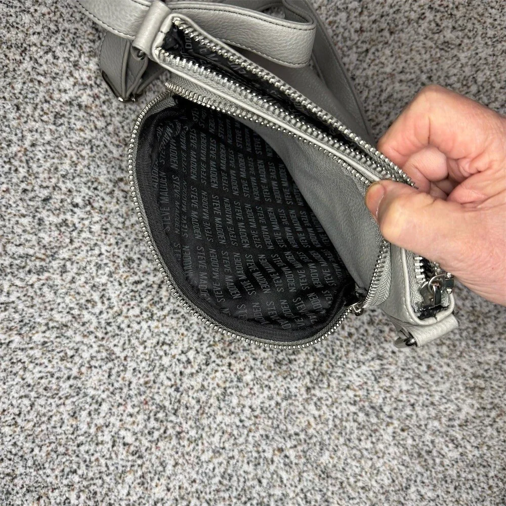 Steve Madden Crossbody Bag Womens Gray Quilted Double Zip Adjustable Strap - Picture 2 of 15
